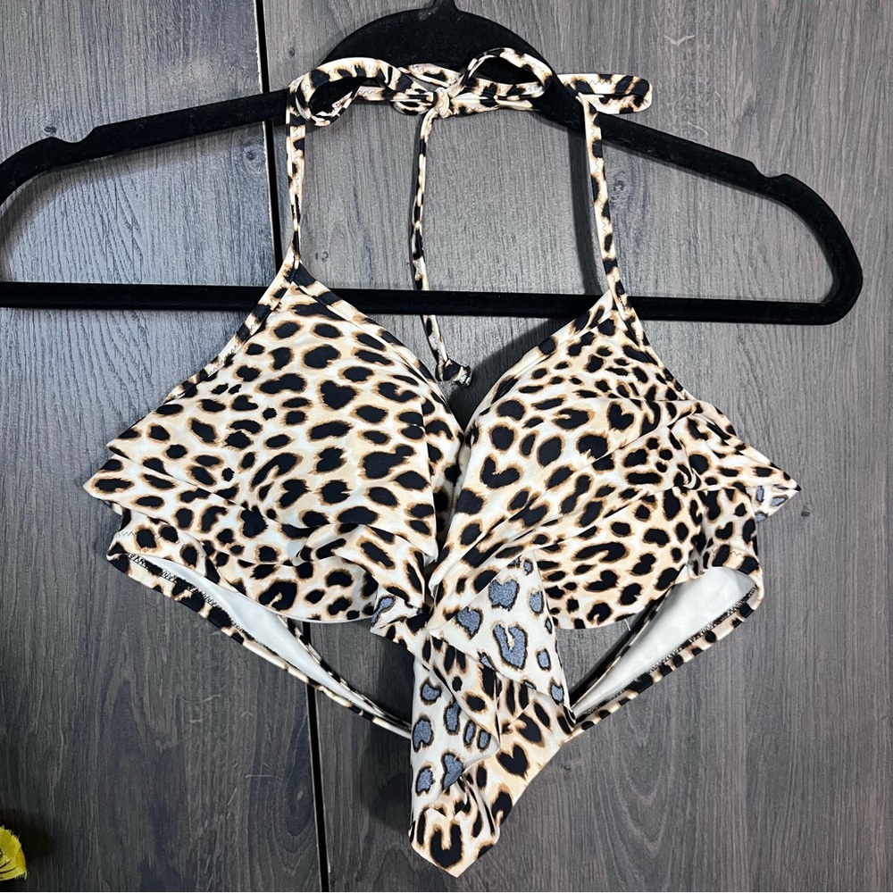 💙2/$40💙PINK Victoria's Secret Leopard Printed Ruffle Halter Bikini Top Size L - Picture 2 of 16